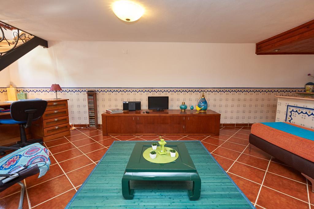 House 3 Bedroon - Near Sintra And Lisbon Villa Værelse billede